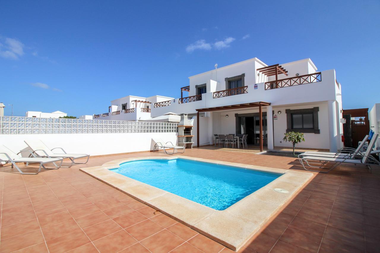 Cyca Villa *